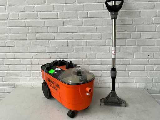 2014 Kärcher Puzzi 100 Waschsauger